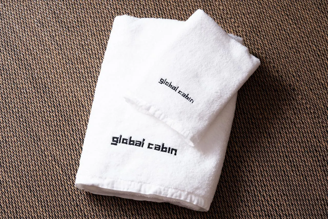 מלון קפסולה Global Cabin Yokohama Chukagai