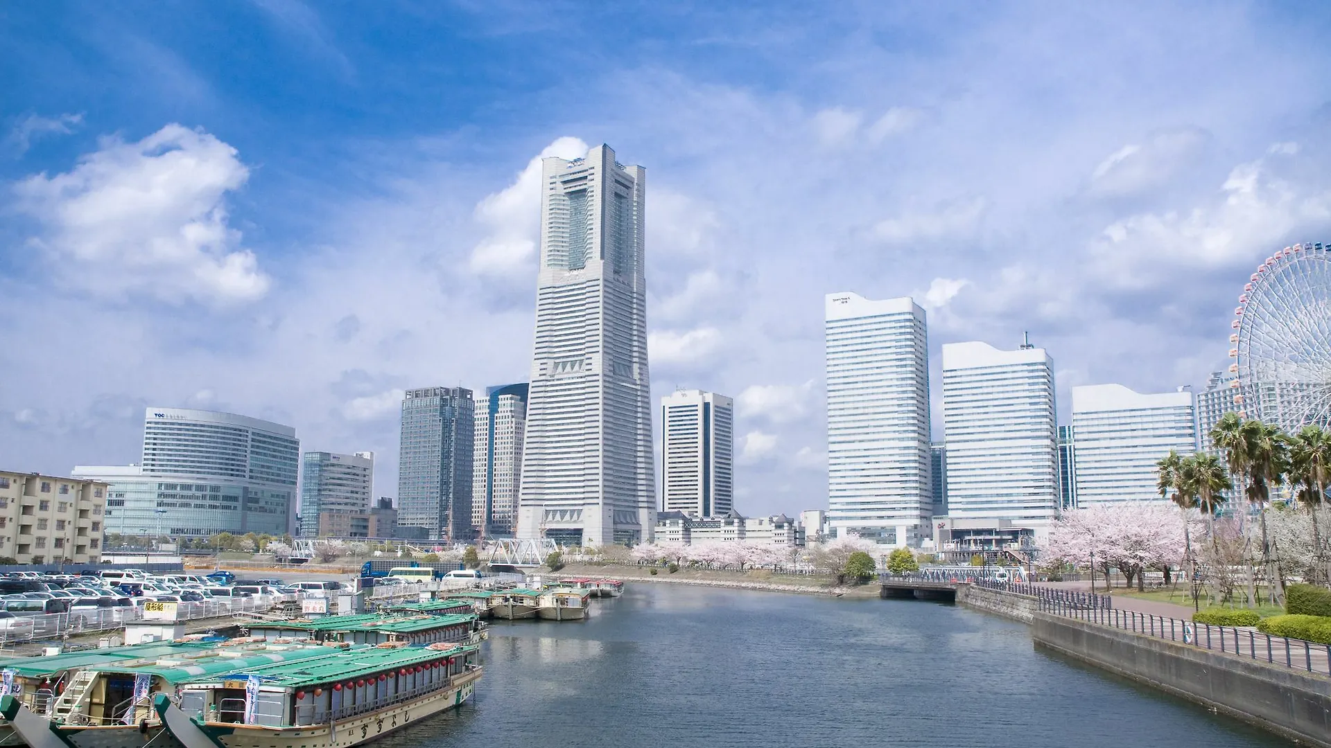 ** Capsule hotel Global Cabin Yokohama Chukagai Japan
