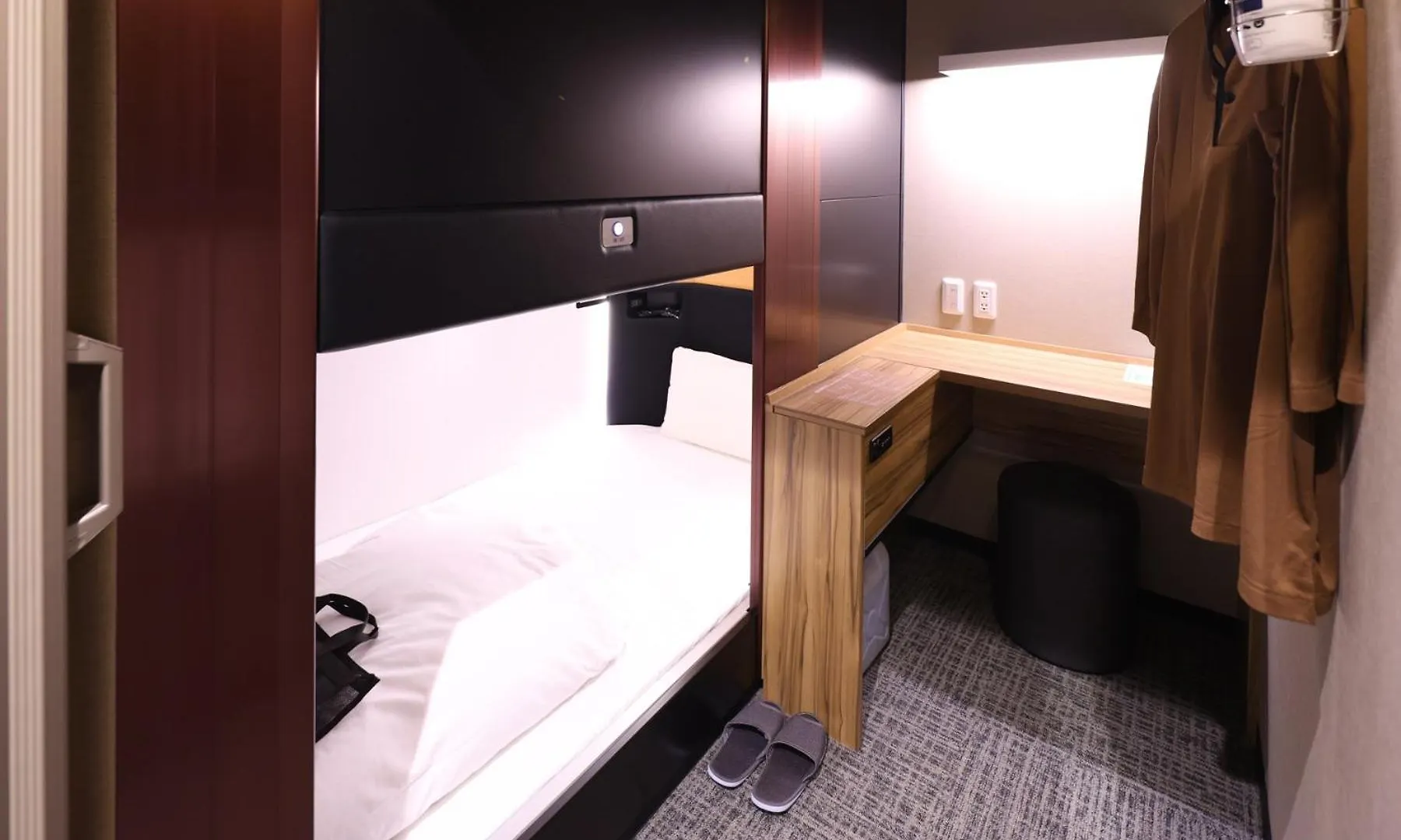 Global Cabin Yokohama Chukagai